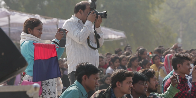 Khabar Lahariya - Brave journalists who are shaking the very foundations of traditional society